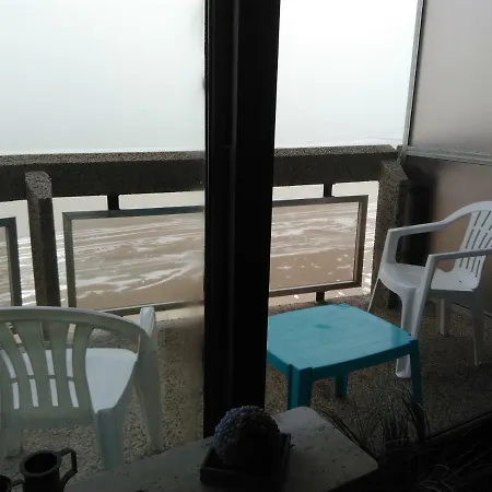 Apartment Residentie Aldis Met Zeezicht *